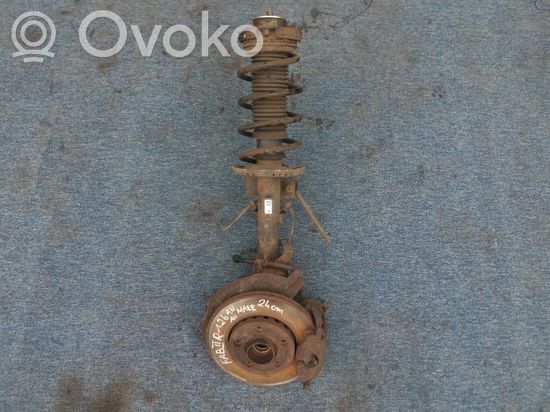 Volkswagen Polo IV 9N3 Front wheel hub spindle knuckle