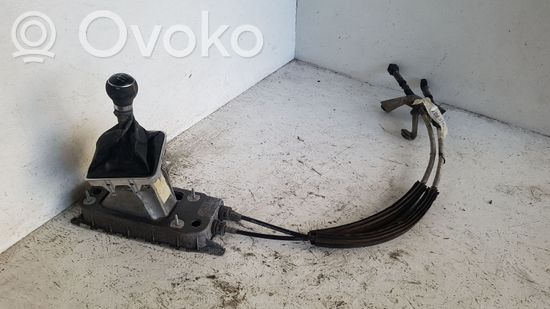 Volkswagen Golf Plus Gear selector/shifter (interior)