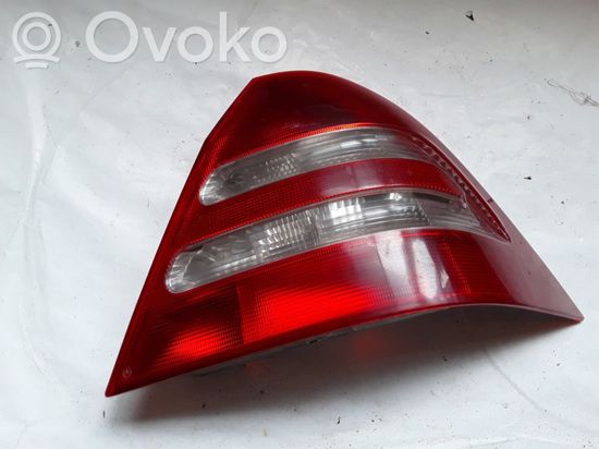 Mercedes-Benz C W203 Rear/tail lights 2038202064R