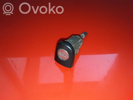 Volkswagen Golf IV Front door lock (next to the handle) NOCODE