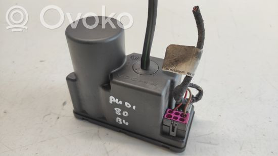 Audi 80 90 S2 B4 Central locking vacuum pump 4A0862257A 179326043