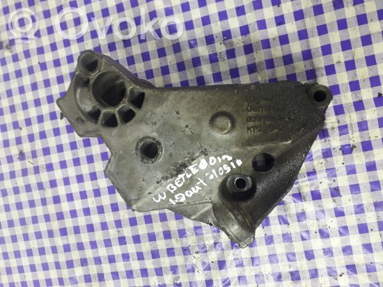 Volkswagen New Beetle Engine mounting bracket 038199207