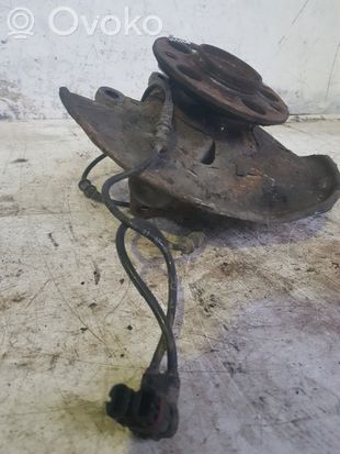 Mercedes-Benz Vaneo W414 Front wheel hub