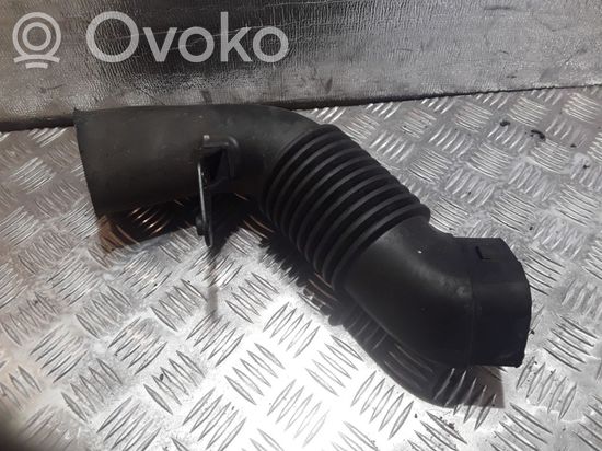 BMW 5 E60 E61 Air intake hose/pipe 7790057 13981114
