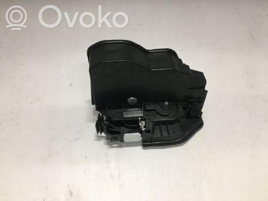 BMW 2 F22 F23 Front door lock 7202145