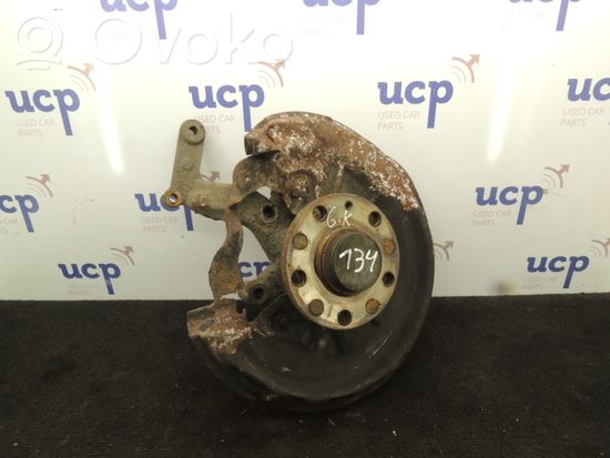 Volkswagen Touran I Rear wheel hub