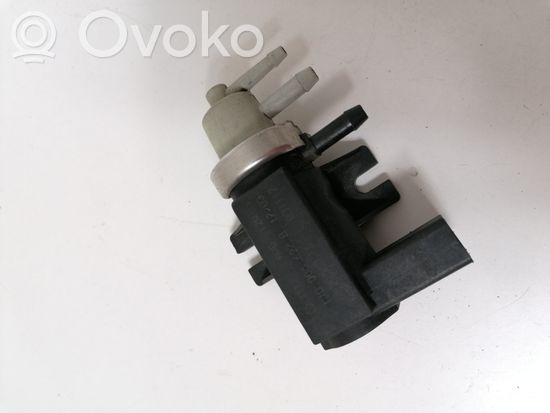 Volkswagen Golf IV Turbo solenoid valve 1J0906627B