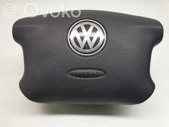 Volkswagen Golf IV Steering wheel airbag 3B0880201AM
