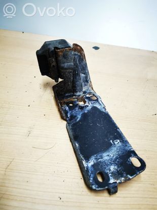 BMW 3 E92 E93 Radiator mount bracket 7524956