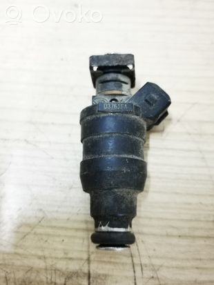 BMW 3 E36 Fuel injector 1739242