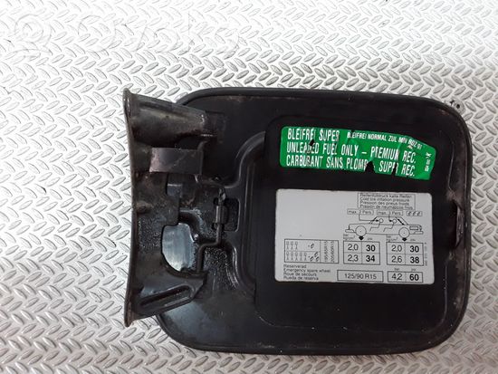 Audi 80 90 S2 B4 Fuel tank cap 8A0010122A