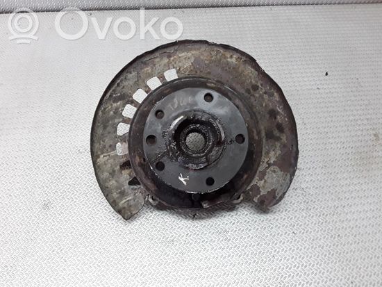 Volkswagen Touareg I Rear wheel hub spindle/knuckle