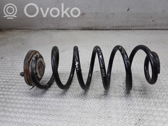 Volkswagen Golf V Rear coil spring