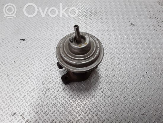 Audi 80 90 S2 B4 EGR valve 028131501E
