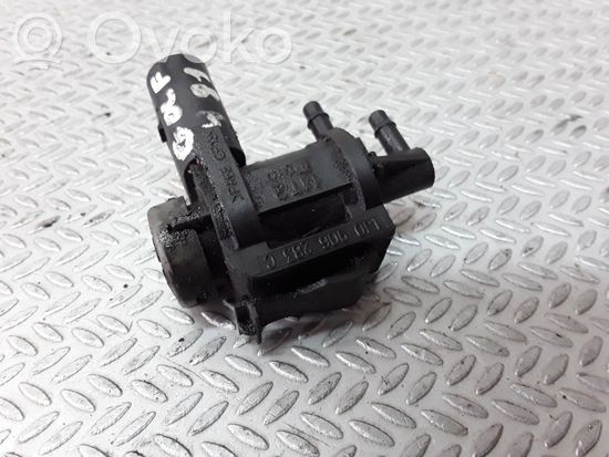 Volkswagen Golf IV Turbo solenoid valve 1J0906283C