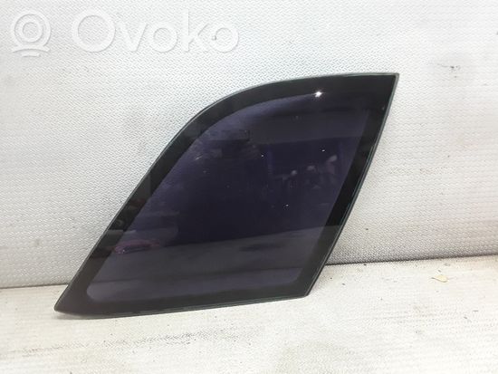 Mercedes-Benz ML W163 Rear side window/glass