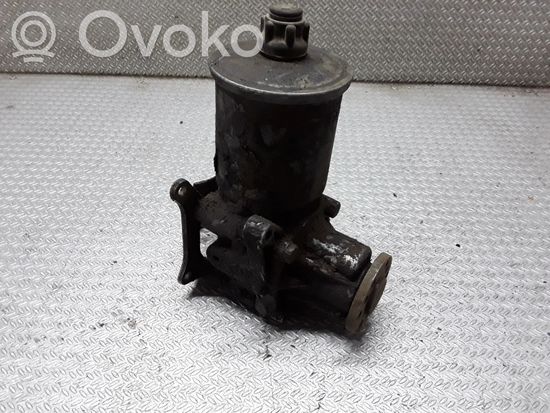 Mercedes-Benz E W124 Power steering pump 1244600280