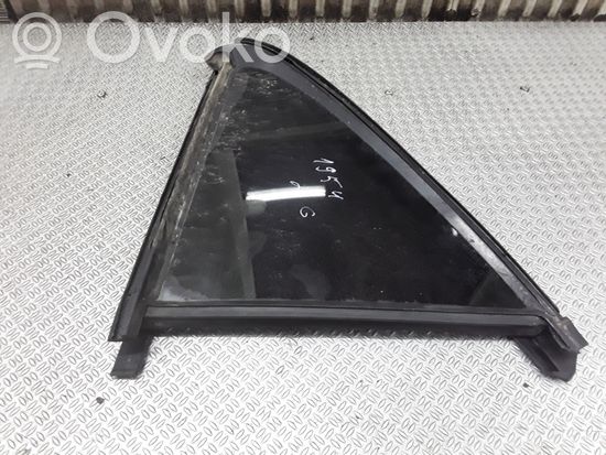 Mercedes-Benz S W220 Rear vent window glass