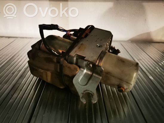 Mercedes-Benz E A207 Convertible roof hydraulic pump A2078000030