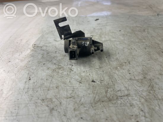 Audi A4 S4 B6 8E 8H Turbo solenoid valve 1J0906283A