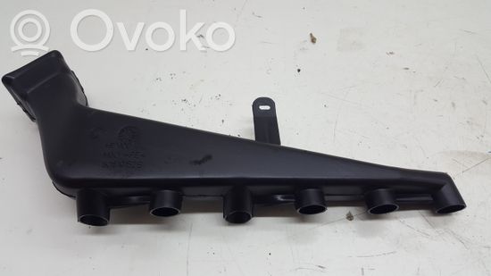 Volkswagen Golf V Cabin air duct channel 1K1819152B
