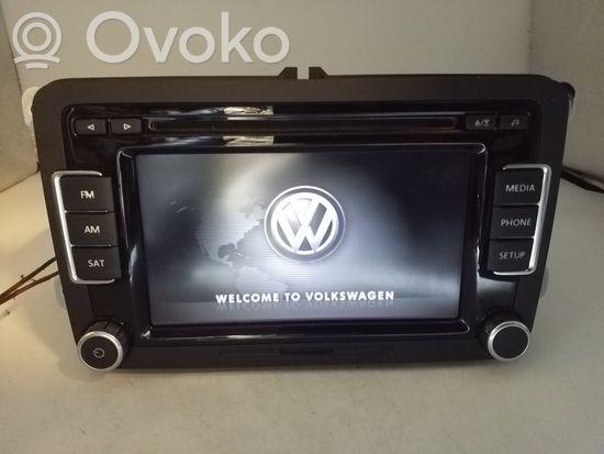 Volkswagen Jetta VI Radio/CD/DVD/GPS head unit 1K0035180AF
