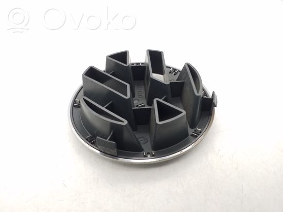 Volkswagen PASSAT B5.5 Manufacturer badge logo/emblem 3B0853601C
