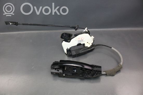 Volkswagen Jetta VI Rear door lock 5K4839016S