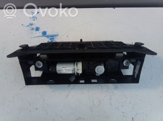 Mercedes-Benz E A207 Seat adjustment motor A2078600141 A2079700472
