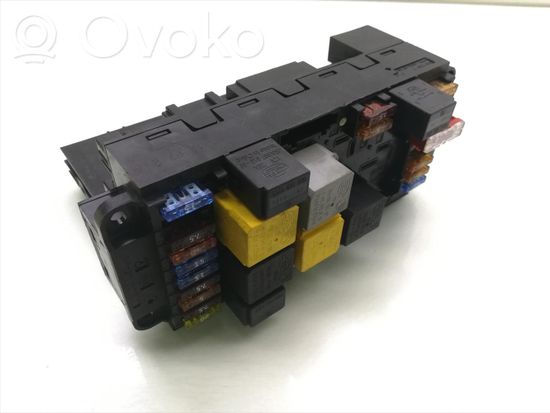 Mercedes-Benz C W204 Fuse module 2035454501 5DK008485