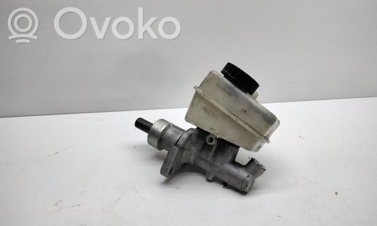 Mercedes-Benz E W210 Master brake cylinder A2024300202