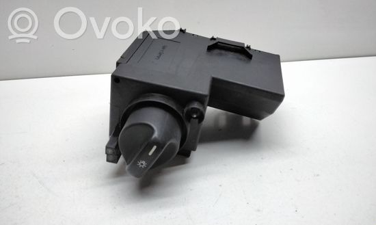 Mercedes-Benz E W210 Light switch 2105452004