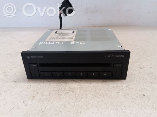 Volkswagen PASSAT B6 CD/DVD changer 3C0035110