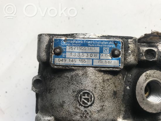 Audi 80 90 B2 Power steering pump 049145155