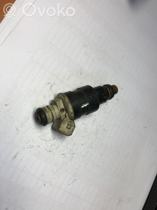 BMW 3 E30 Fuel injector 0280150208