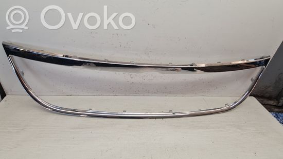 Volkswagen Touran I Front bumper upper radiator grill 1T0853209