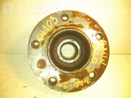 BMW 5 E60 E61 Rear wheel hub