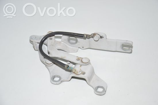 BMW 3 E90 E91 Engine bonnet/hood hinges 7115263
