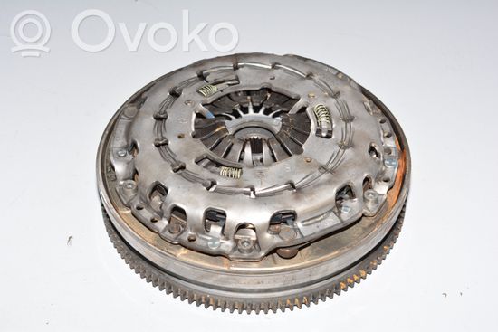 BMW X1 E84 Clutch set kit 124052310 324063910