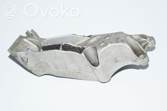 BMW X5 F15 Engine mounting bracket 6867275