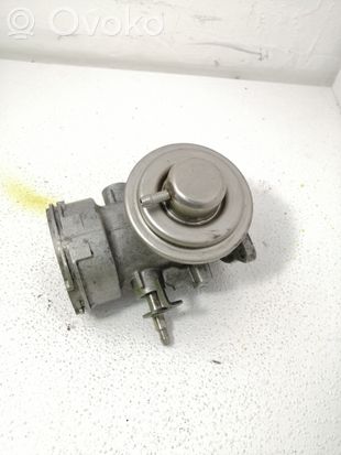 Volkswagen Sharan EGR valve 038131501J