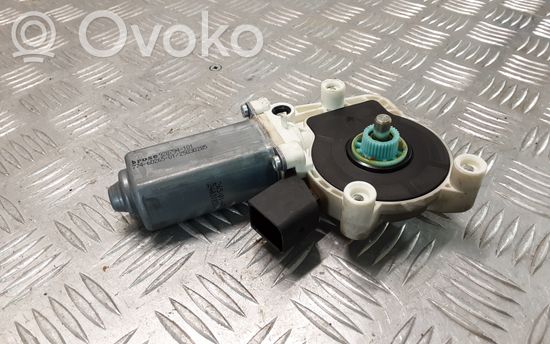 Mercedes-Benz Vito Viano W639 Front door window regulator motor 928794101