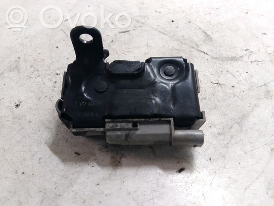 Mercedes-Benz C AMG W204 Engine bonnet/hood lock/catch A2048800260