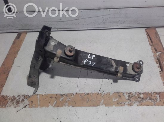 BMW 8 E31 Headlight/headlamp mounting bracket