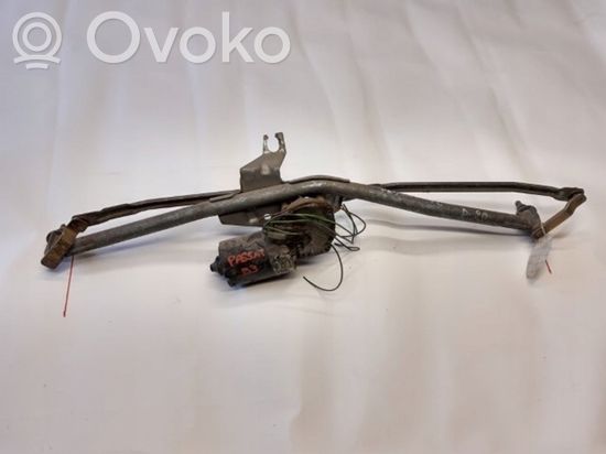 Volkswagen PASSAT B3 Front wiper linkage and motor SILNICZEK