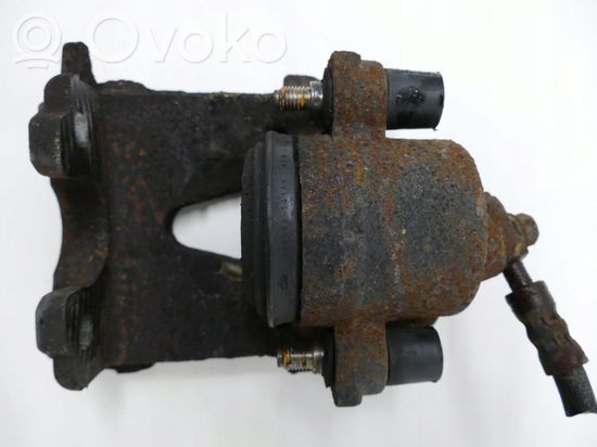 Volkswagen Polo IV 9N3 Front brake caliper