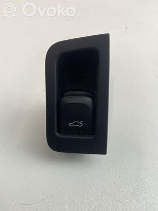 Audi A6 C7 Tailgate opening switch 4G1959829