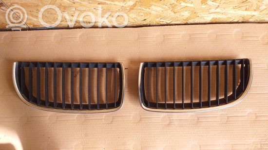 BMW 3 E90 E91 Front bumper upper radiator grill