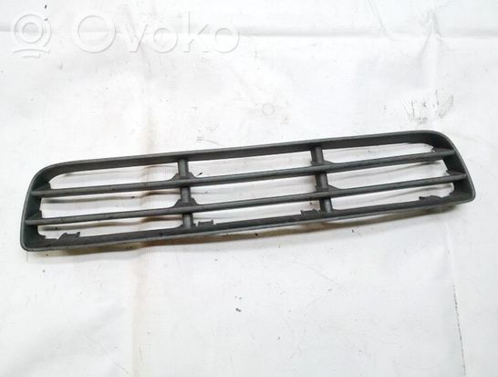 Volkswagen Bora Front bumper lower grill  1j5853677b 1j5853677b