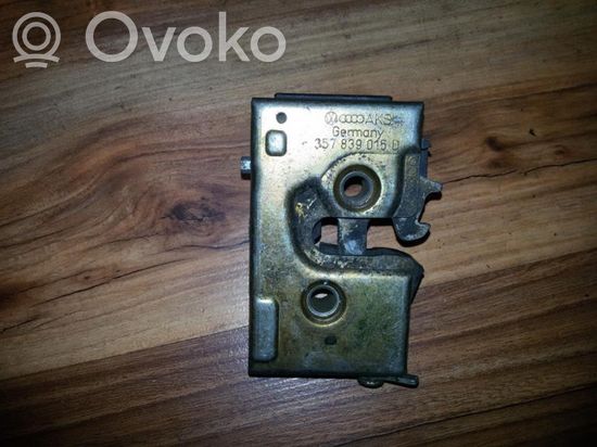Volkswagen PASSAT B4 Rear door lock 357839015D 357839015D